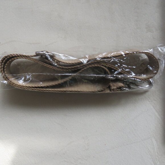 NWOT IHKWIP Camel Beige Replacement Adjustable Guitar Crossbody Strap MSRP $25 - Picture 12 of 12